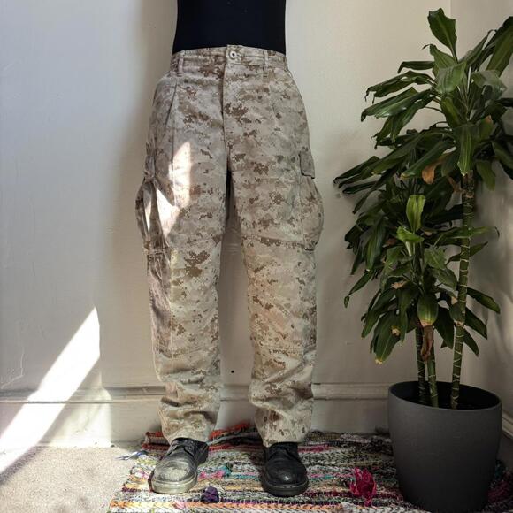 Pants - Authentic Camo Cargo utility Pants - unisex Medium Regular